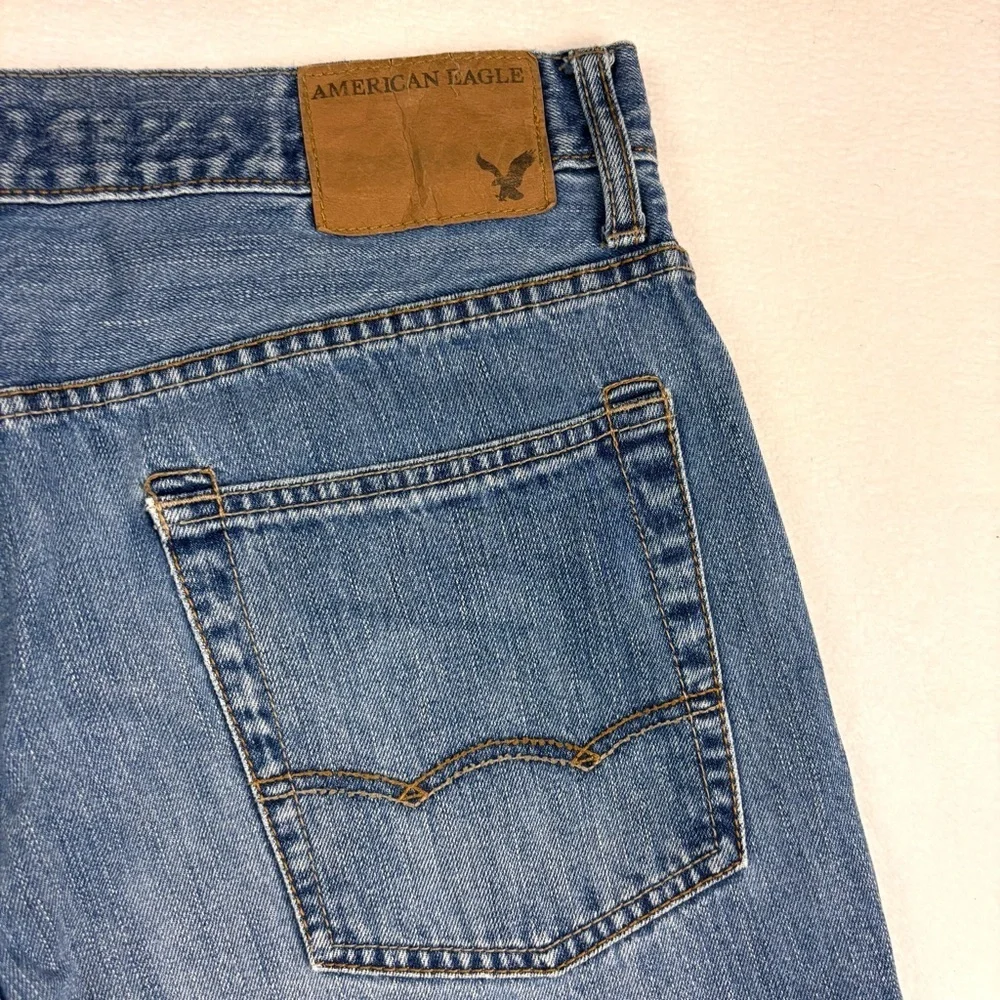 American Eagle Men’s Med Wash Lowrise Faded Whiskered Denim Jean Size 32X34